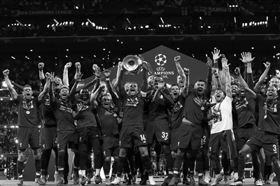 利物浦能否避免？卫冕冠军此前仅莱斯特城遭遇过英超5连败