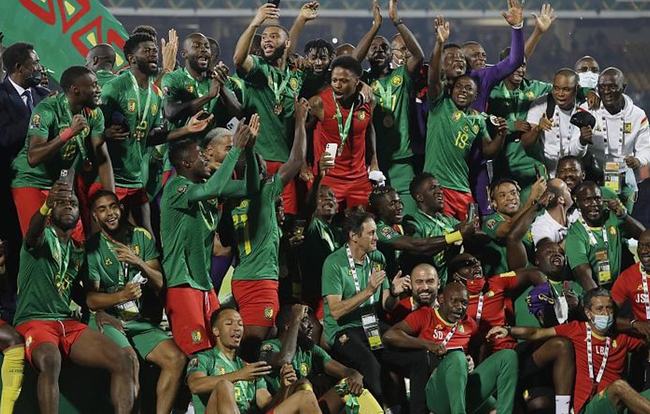 [德甲]飞机落地慕尼黑！雅克松租借加盟拜仁