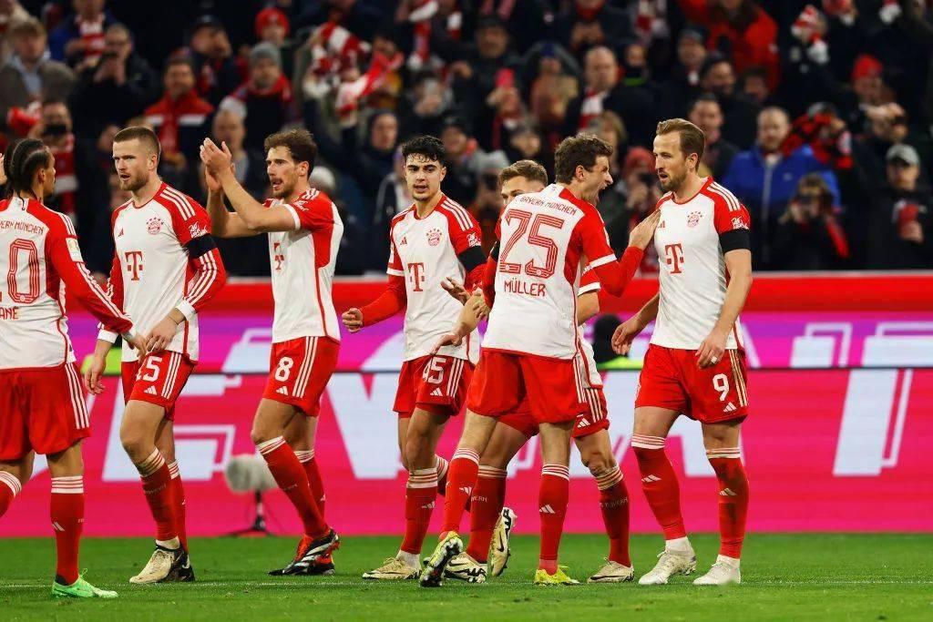 全球限量50台 从F1赛场到公路猛兽 红牛RB17超跑亮相