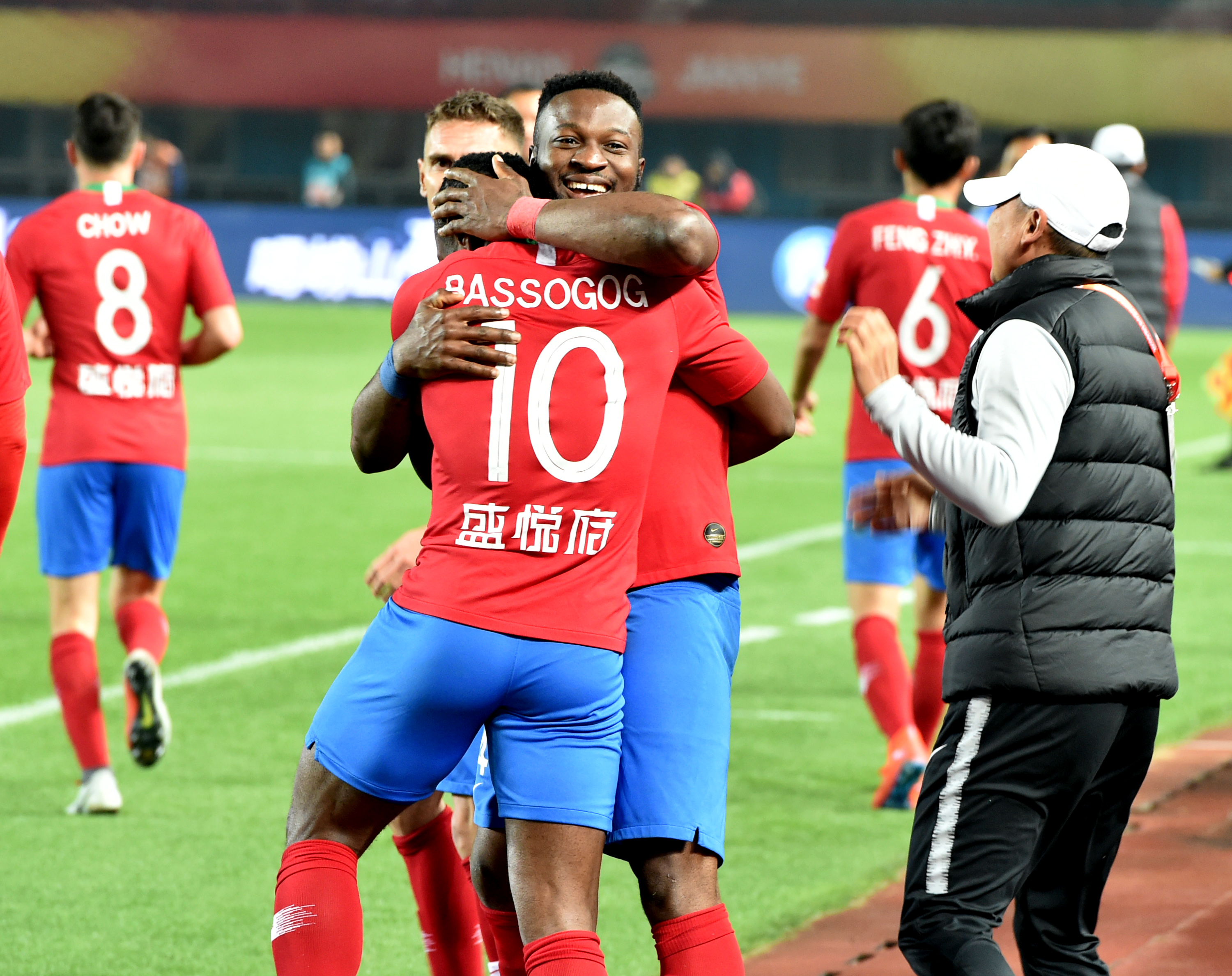 哈兰德还是留了后手，当初加盟多特，和现在在曼城